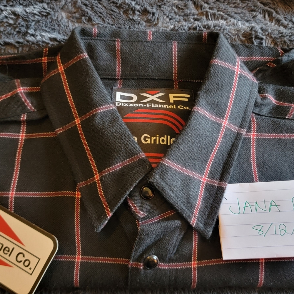 Dixxon Flannel,  "The Gridlock" mens large